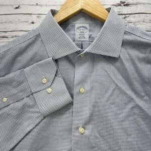 Brooks Brothers Dress Shirt Mens 17 4/5 White Micro Check Regent Non-Iron Cotton